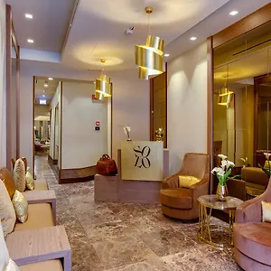 4* Ξενοδοχείο Solo Experience